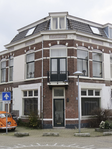 908567 Gezicht op het winkelhoekpand Abstederdijk 138 te Utrecht, met rechts de Minstraat.N.B. bouwjaar: 19191920-1930: ...